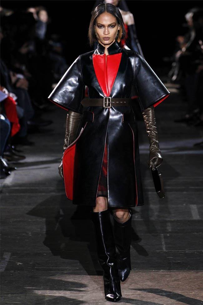 PARIS FASHION WEEK: GIVENCHY FALL 2012