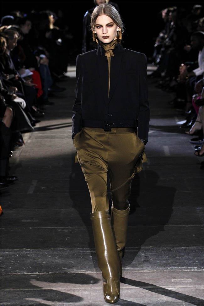 PARIS FASHION WEEK: GIVENCHY FALL 2012