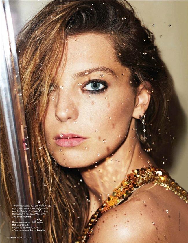 TATLER RUSSIA: DARIA WERBOWY BY PHOTOGRAPHER MACIEK KOBIELSKI