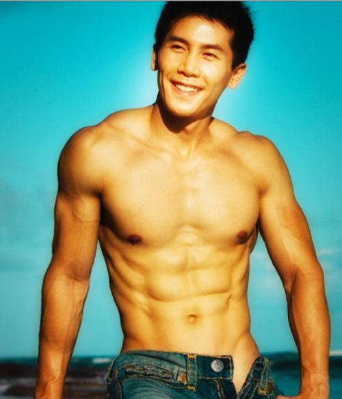 เต็มที่กับหนุ่มหุ่นดี