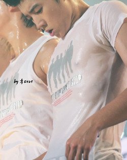 เต็มที่กับหนุ่มหุ่นดี