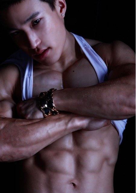 เต็มที่กับหนุ่มหุ่นดี