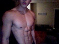 เต็มที่กับหนุ่มหุ่นดี