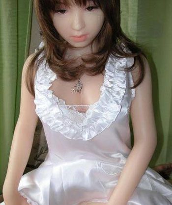 อึ้ง! ตุ๊กตายางเวอร์ชั่นใหม่ ออรัลเซ็กส์ได้ ขายเกลื่อนเน็ต