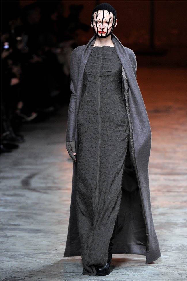 PARIS FASHION WEEK: RICK OWENS FALL 2012