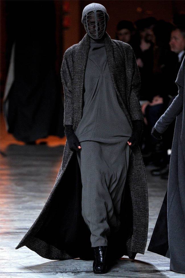 PARIS FASHION WEEK: RICK OWENS FALL 2012