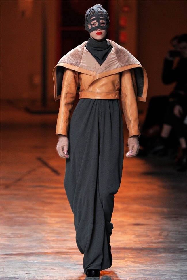 PARIS FASHION WEEK: RICK OWENS FALL 2012