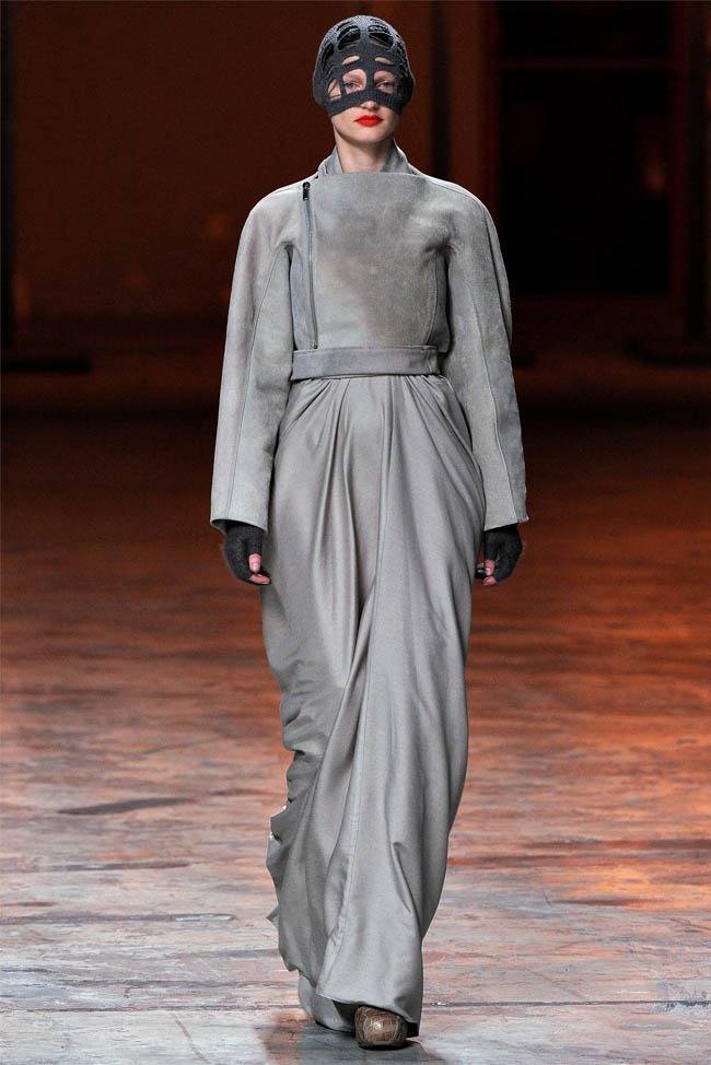 PARIS FASHION WEEK: RICK OWENS FALL 2012