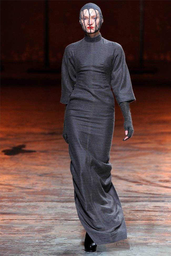 PARIS FASHION WEEK: RICK OWENS FALL 2012