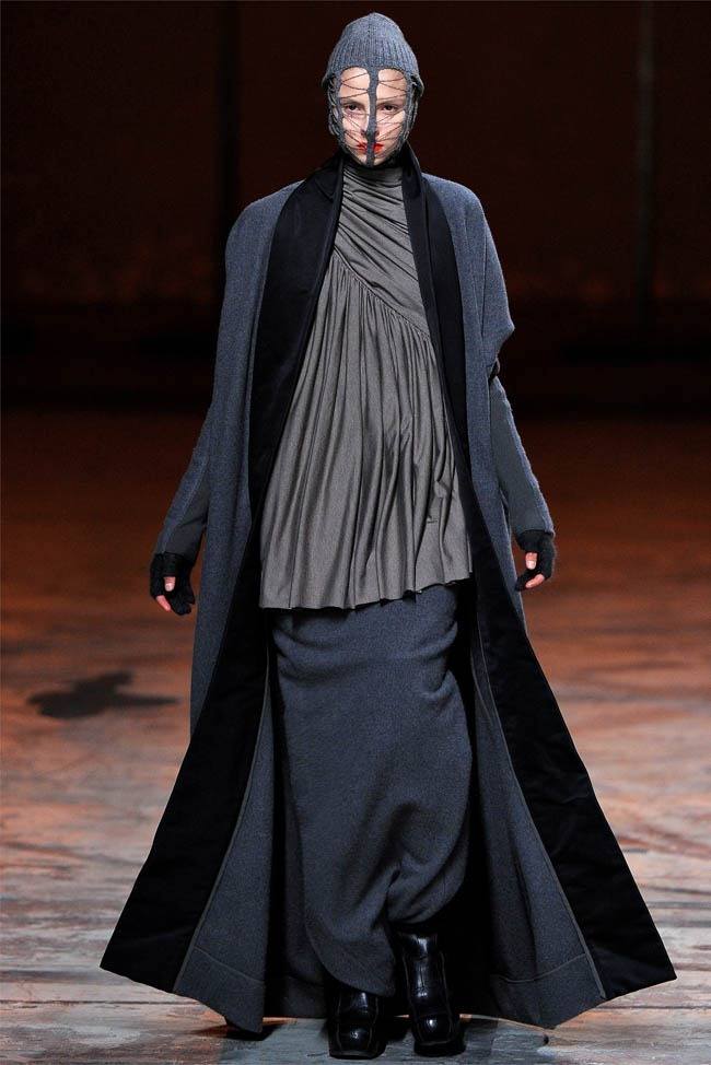 PARIS FASHION WEEK: RICK OWENS FALL 2012