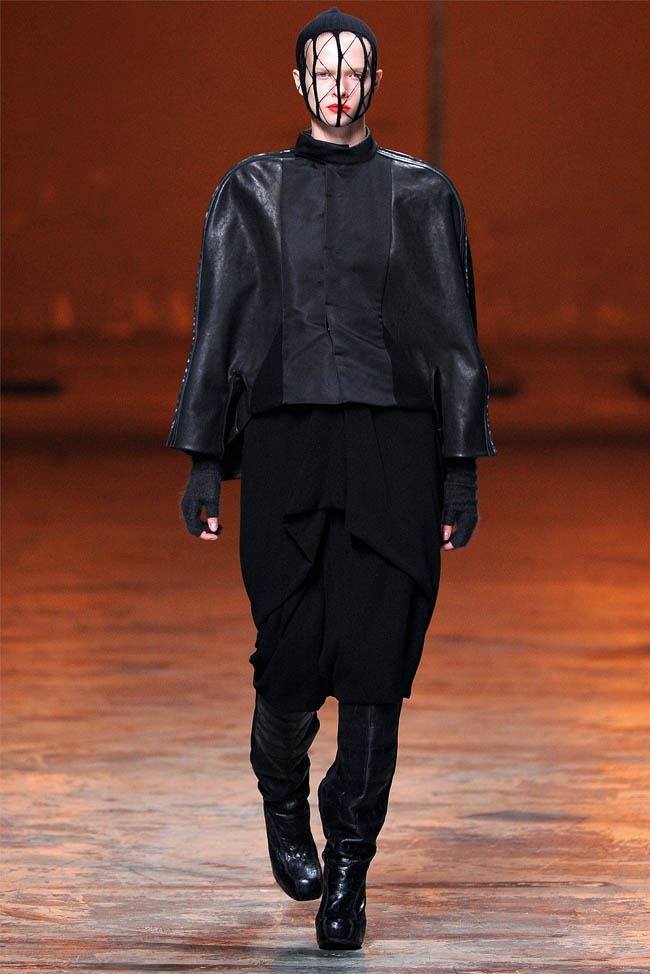 PARIS FASHION WEEK: RICK OWENS FALL 2012