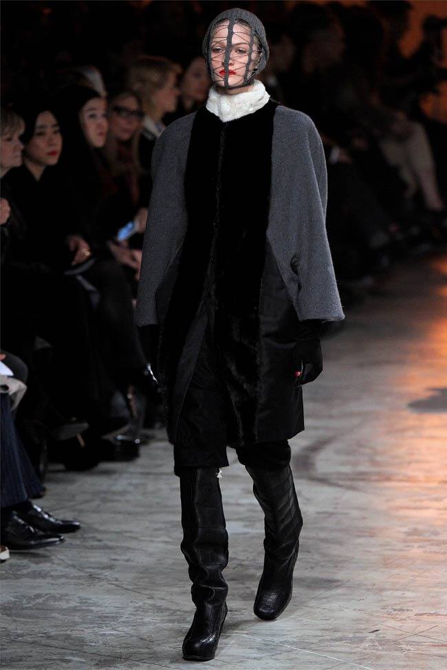 PARIS FASHION WEEK: RICK OWENS FALL 2012