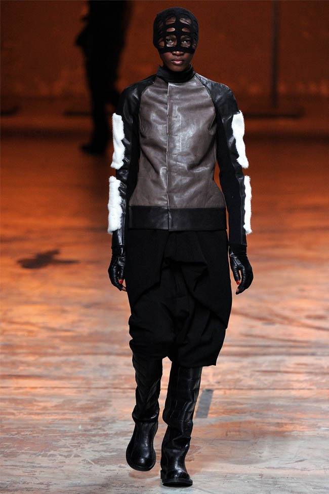 PARIS FASHION WEEK: RICK OWENS FALL 2012