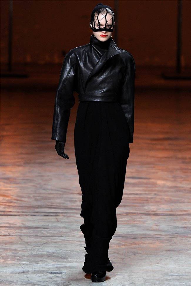 PARIS FASHION WEEK: RICK OWENS FALL 2012