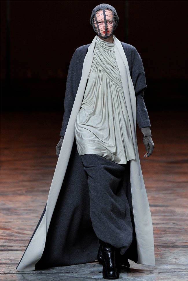 PARIS FASHION WEEK: RICK OWENS FALL 2012