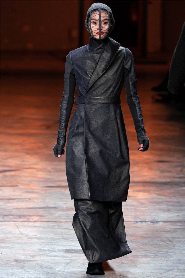 PARIS FASHION WEEK: RICK OWENS FALL 2012