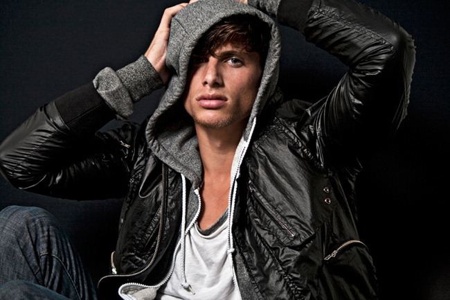 MASCULINE DOSAGE: BARRETT PALL BY PHOTOGRAPHER SONNY TONG