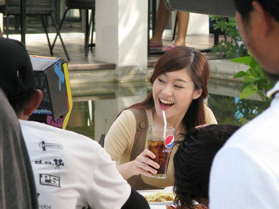 ยิปซี-พีช เบื้องหลังโฆษณาเป๊ปซี่ แซ่บมา ซ่าไป