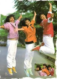 สาว สาว สาว