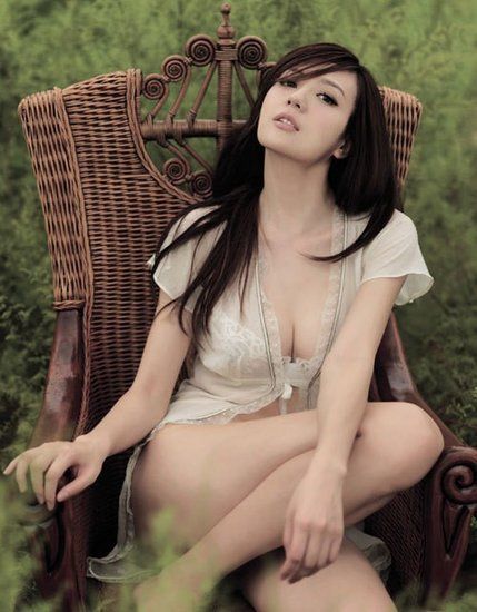 โจวเหว่ยตง ( Zhou Wei Tong ) In Japan