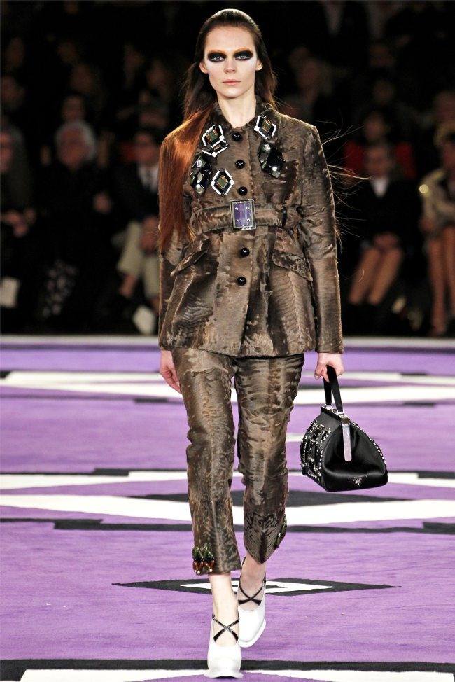 MILAN FASHION WEEK: PRADA FALL 2012