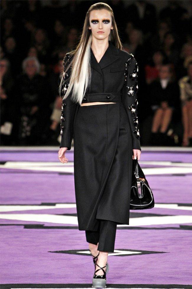 MILAN FASHION WEEK: PRADA FALL 2012