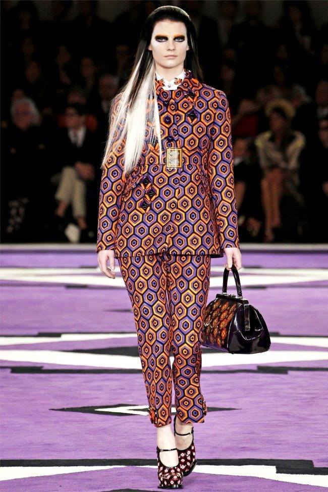 MILAN FASHION WEEK: PRADA FALL 2012