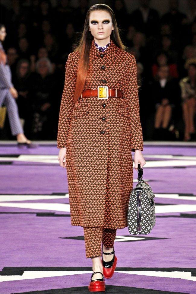 MILAN FASHION WEEK: PRADA FALL 2012