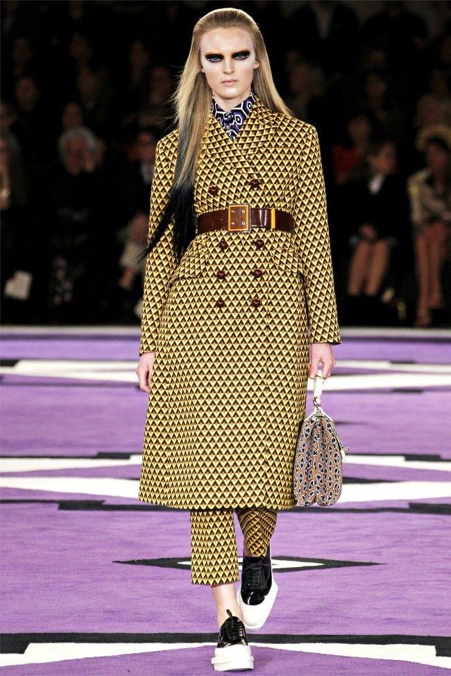 MILAN FASHION WEEK: PRADA FALL 2012