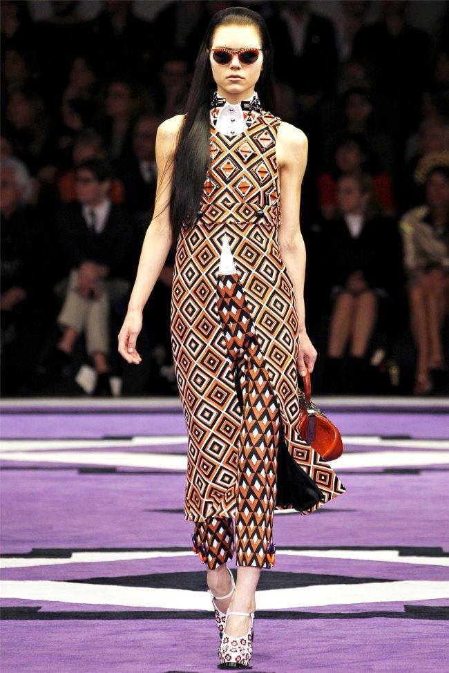 MILAN FASHION WEEK: PRADA FALL 2012