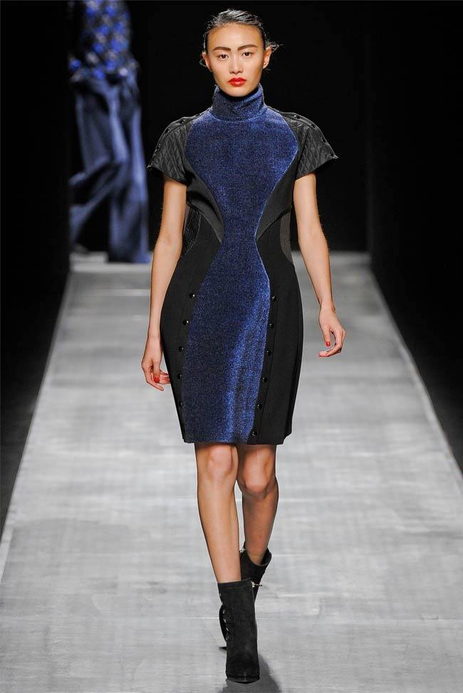 MILAN FASHION WEEK: SPORTMAX FALL 2012