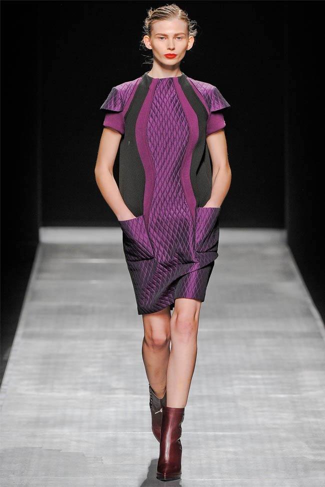 MILAN FASHION WEEK: SPORTMAX FALL 2012