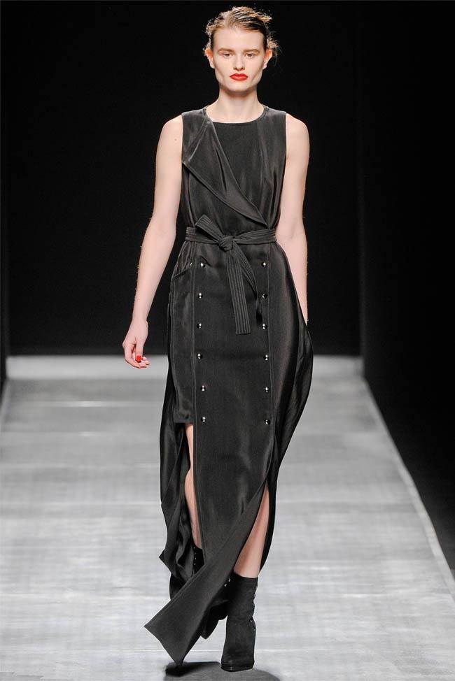 MILAN FASHION WEEK: SPORTMAX FALL 2012