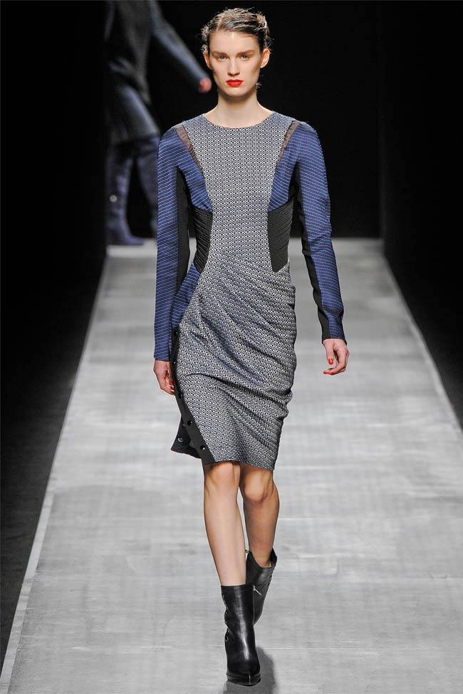 MILAN FASHION WEEK: SPORTMAX FALL 2012