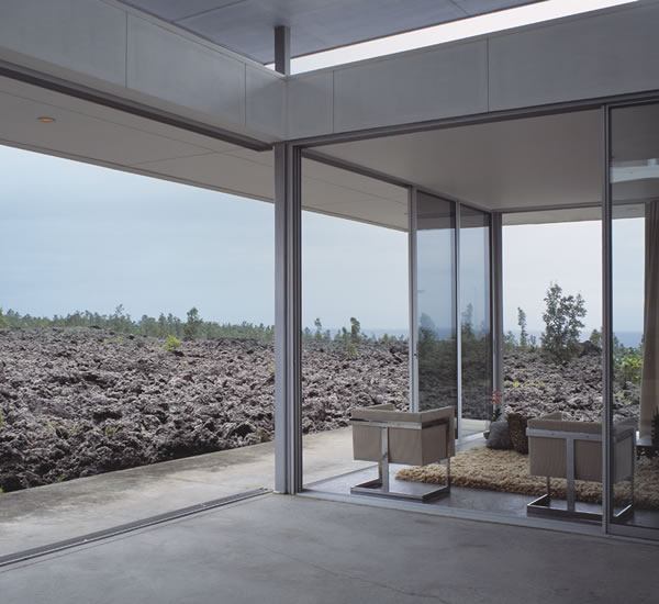 Hawaiian House built on lavaflow from nearby active volcano!