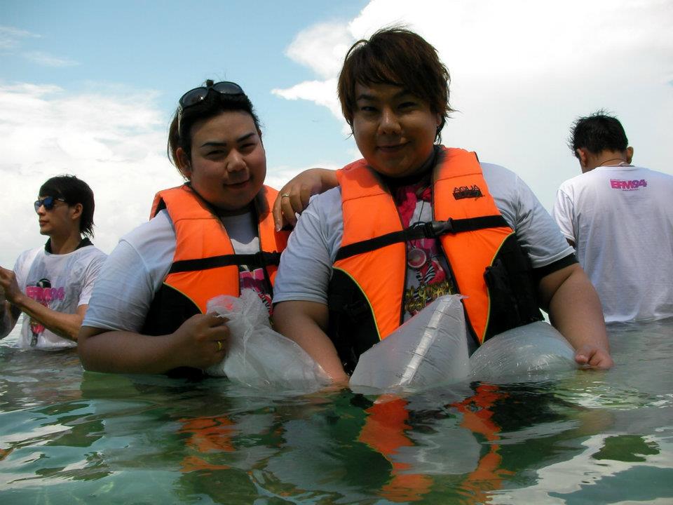 EFM Six Pack on The Beach # 5