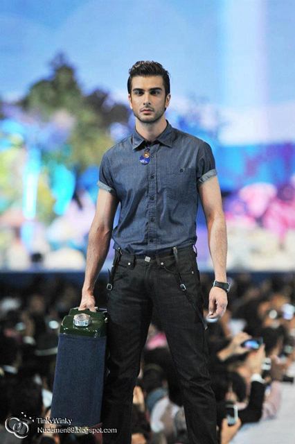 หนุ่มหล่อ Imran abbas ในงาน Splash Fashion Festival ที่Dubai