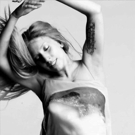 เลดี้ กาก้า ในอีกมุมมที่แปลกตา