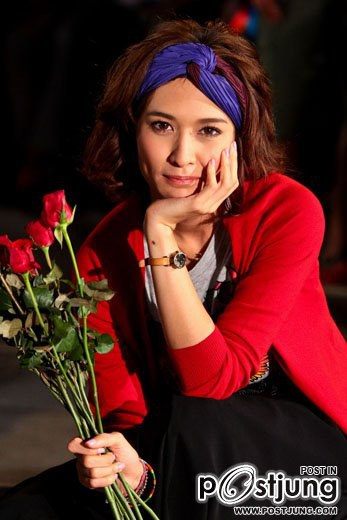 พลอย เฌอมาลย์สวยดี