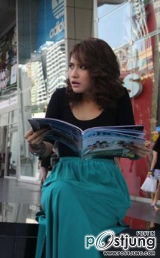 พลอย เฌอมาลย์สวยดี