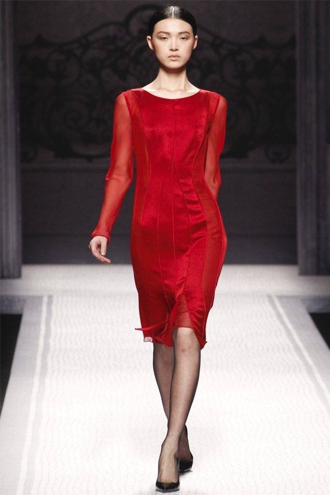 MILAN FASHION WEEK: ALBERTA FERRETTI FALL 2012