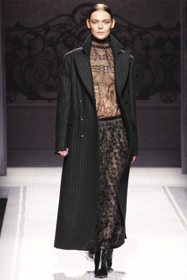 MILAN FASHION WEEK: ALBERTA FERRETTI FALL 2012