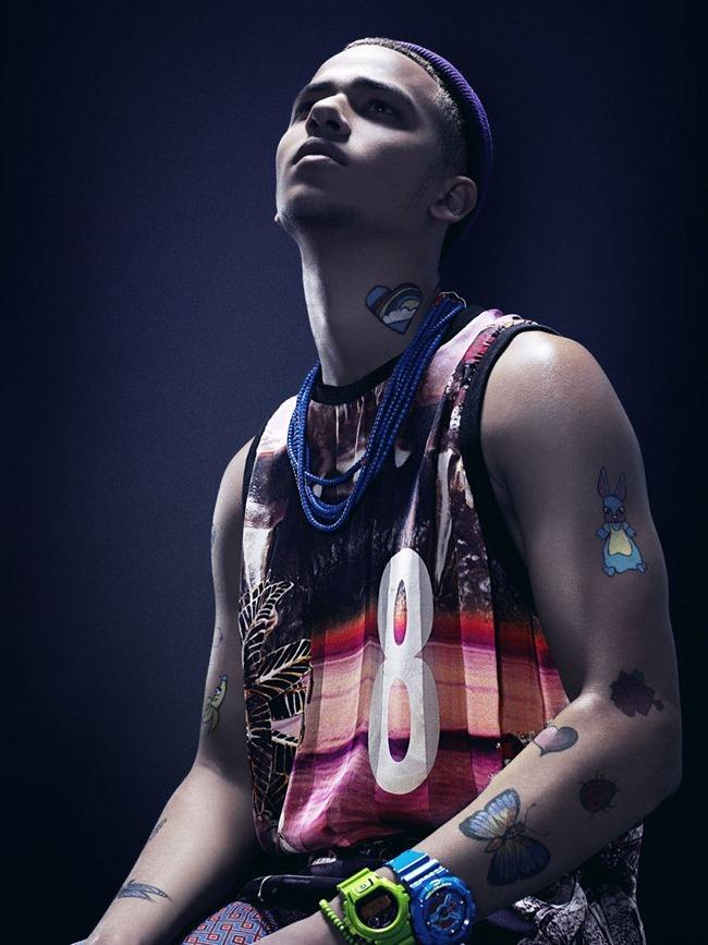 I-D MAGAZINE: SEAGULS FLYING BACKWARDS INDICATE A VERY STONG WIND BY PHOTOGRAPHER DANIEL SANNWALD