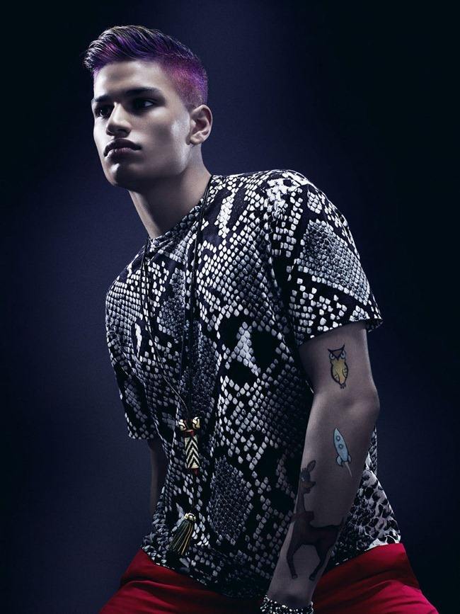 I-D MAGAZINE: SEAGULS FLYING BACKWARDS INDICATE A VERY STONG WIND BY PHOTOGRAPHER DANIEL SANNWALD