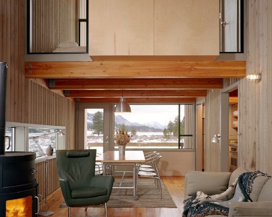 Rustic Mountain Cabin in WA - simple and cozy