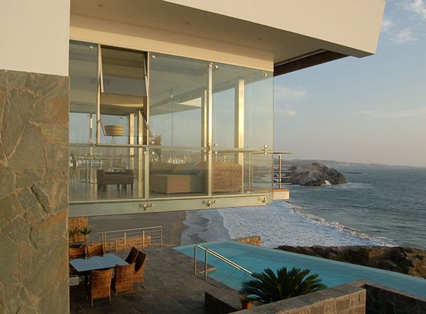 Peru Modern Architecture - if only I could decide what's more fascinating: the house or the location