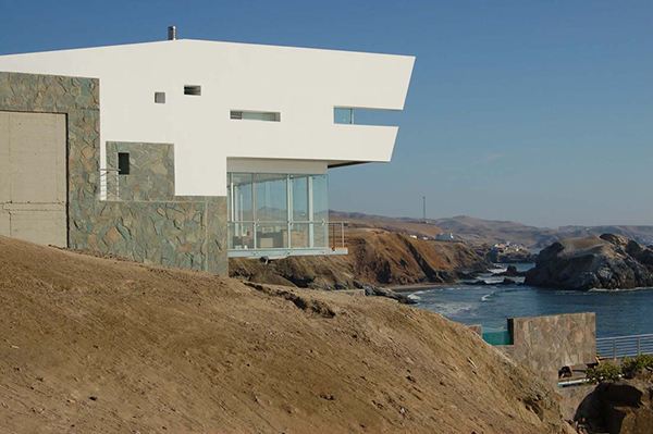 Peru Modern Architecture - if only I could decide what's more fascinating: the house or the location