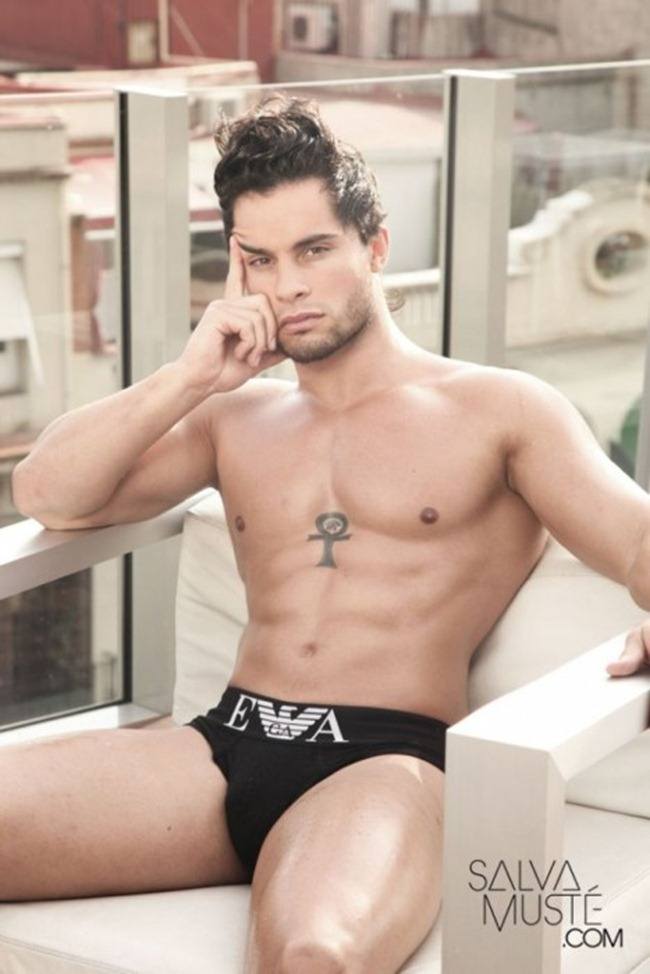 NOIS MAGAZINE: RAMS IN "RAMSES" BY PHOTOGRAPHER SALVA MUSTE