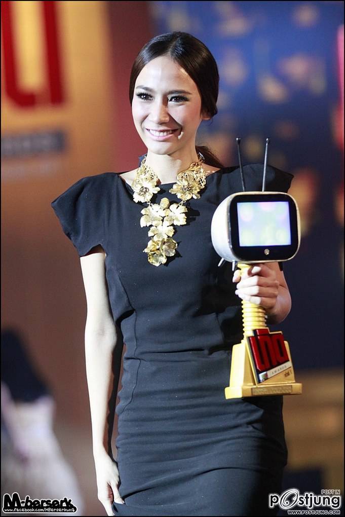 ผู้ทรงอิทธิพลความฮอต"อั้ม พัชราภา"@เกิด Awards !!