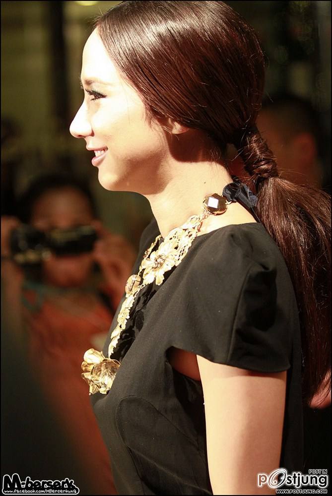 ผู้ทรงอิทธิพลความฮอต"อั้ม พัชราภา"@เกิด Awards !!